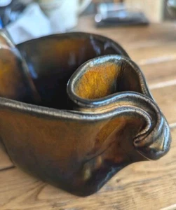 Hilborn Pottery Pinch Pot Signed By Hilborn. Planter, Candy Dish, Organizer.. - Picture 1 of 6