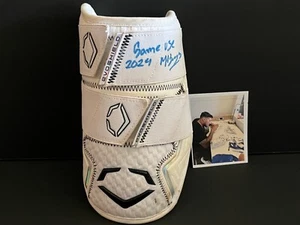 Moises Ballesteros Cubs Signed 2024 Game Used Elbow Guard - Imagen 1 de 2