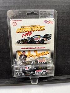 1/64 ACTION CASTROL DRIVER OF THE YEAR JOHN FORCE 1997 MUSTANG FUNNY CAR SCHWARZ - Bild 1 von 2