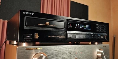MAGNIFICENT Sony CDP-790 CD Player ~ Stunning Sound & Build Quality!  - Image 1 of 4