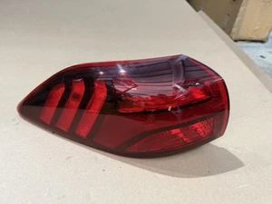 2019 2020 2021 HYUNDAI TUCSON OUTER TAIL LIGHT LEFT DRIVER LH 92401-D3 LED OEM - Picture 1 of 10