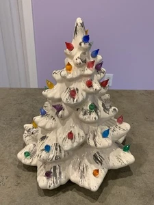 Vtg Ceramic Christmas Tree White Silver 60’s-70’s Colored Bulbs No Light Nice! - Bild 1 von 8