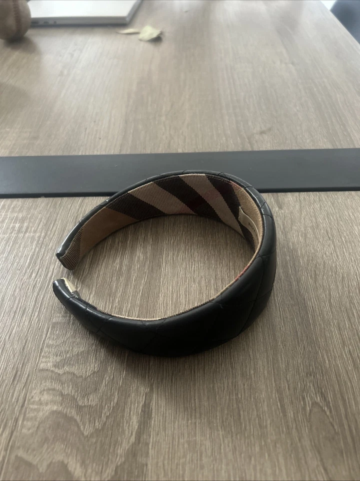 Diadema negra vintage de Burberry para mujer Foto 1 de 4