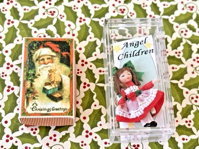 Миниатюрный кукольный домик Wee Christmas Carol от Apple Hicks - Изображение 1 из 4