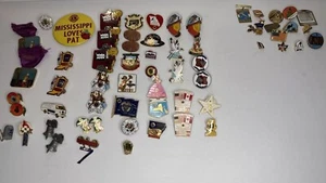 Alfileres y alfileres vintage de club de leones Estados Unidos, varios internacionales - Imagen 1 de 11