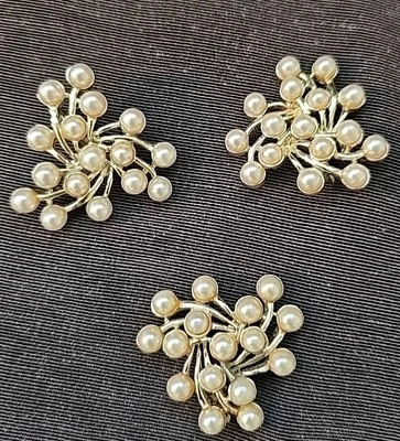 VTG. Jewelry EMMONS Clip On Earrings & Brooch, FAUX PEARL PINWHEEL GT Lot Of 3  - Image 1 of 4