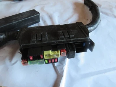 Caja de fusibles motor Nissan Leaf 13-17 Foto 1 de 4