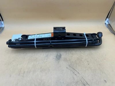 Ford F150 2014-2021 neumático de repuesto gato de emergencia y herramienta OEM. Foto 1 de 2