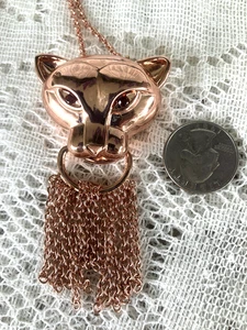 Collar BBJ Panther Door Knocker Articulado Flecos Oro Rosa Distintivo - Imagen 1 de 4