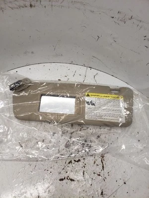 Parasol conductor sedán sin iluminación compatible con 02-08 AUDI A4 1410731 Foto 1 de 3