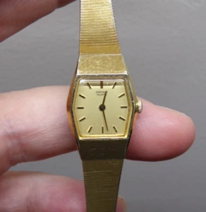 Women's Vintage SEIKO Gold Watch w/ New Battery - Works Great! - Picture 1 of 4
