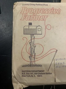 Progressive Farmer Printed Pattern 9001. Size 22 1/2. Uncut. - Picture 1 of 5