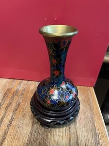 Vintage Chinese Floral Brass Cloisonne Vase 4.5 inches with Wooden Base - Picture 1 of 4