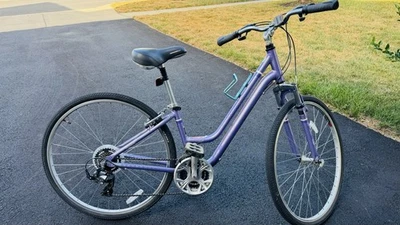 Bicicleta híbrida Diamondback 21 velocidades confort, cuadro recogida local Foto 1 de 4