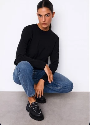 NWOT Stuart Weitzman Bedford Pearl Loafer Calfskin Leather EU 40 US 9.5 - Image 1 of 4