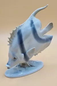 Rara figura de porcelana Metzler & Ortloff Ilmenau, figura, pescado - Imagen 1 de 9