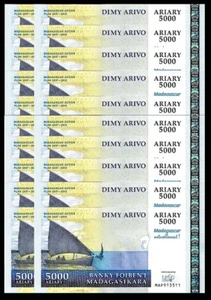 Madagascar 5000 Ariary 2007 - 2012, UNC, 20 Pcs LOT, P-94, COMM, NATURELLEMENT - Picture 1 of 5