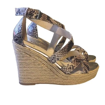 Alpargatas de tacón de cuña Banana Republic 8 sandalias de piel de serpiente con tiras zapato Foto 1 de 4