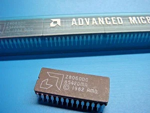 (1) AMD Z8060DC BUFFER UNIT FIFO EXPANDER 4MHz 28PIN CERAMIC DIP 128 x 8-BIT - Picture 1 of 3
