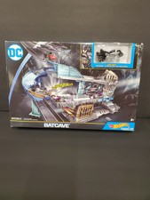hot wheels dc batcave