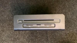 AUDI Q5 CD PLAYER RADIO SYSTEM RECEIVER 8W5035880E B3742 - Picture 1 of 3