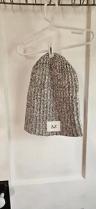 Love Your Melon Gorro Tejido Azul y Blanco 100% Algodón - Imagen 1 de 7