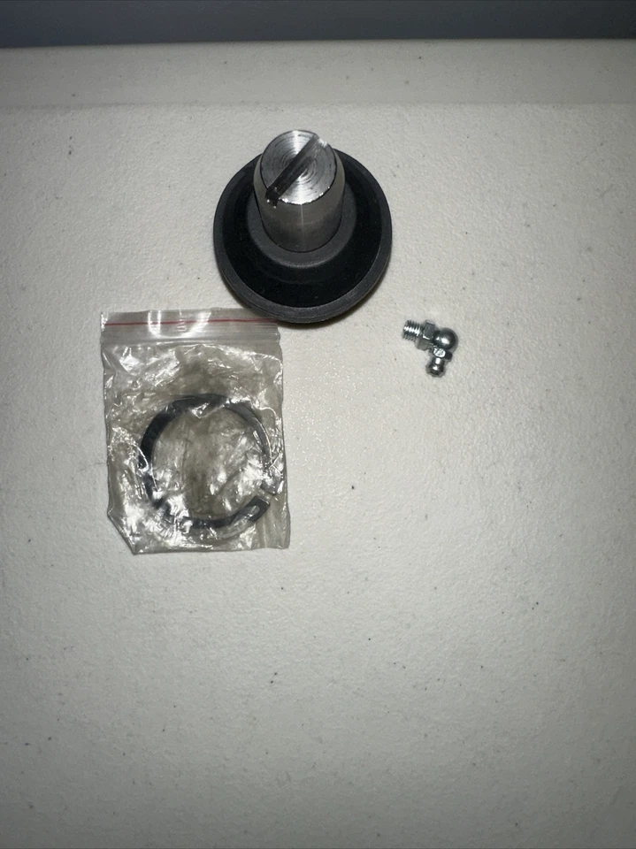 Rótula delantera superior Moog K80028 Ford Excursion F250 F350 Foto 1 de 4