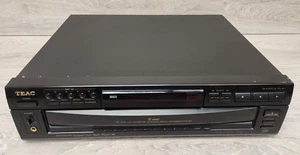 TEAC PD-D3000 Compact Disc Multi Player 5 CD Player Tested Working - Picture 1 of 12