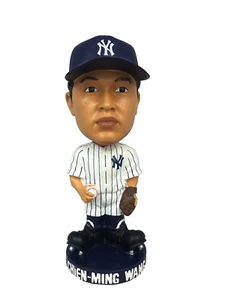 CHIEN-MING WANG NEW YORK YANKEES VINTAGE KNUCKLE HEADS BOBBLEHEAD - Bild 1 von 5