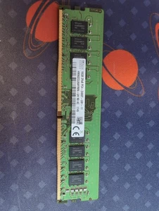 SK Hynix 16GB (1x16GB) PC4-2400T-U 2Rx8 DDR4 Memory HMA82GU6AFR8N-UH - Picture 1 of 1