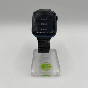 Apple Watch Series 6 44MM Aluminium Noir Bracelet Sport Écran Rayé - Photo 1 sur 2
