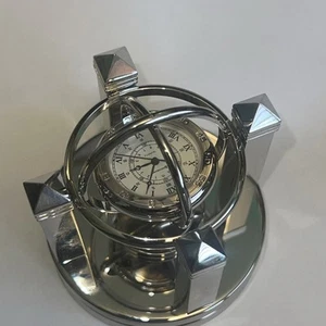 Benchmark The Silver Celestial Quartz Clock - Picture 1 of 4