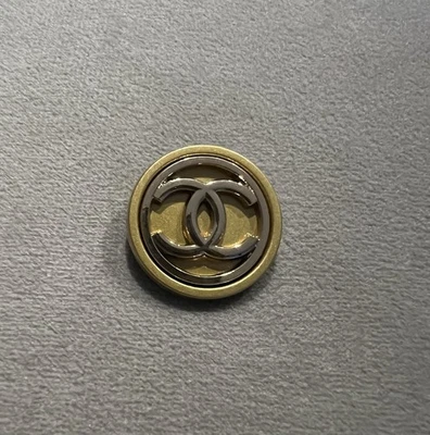 Chanel Metal Button 23mm - Image 1 of 2