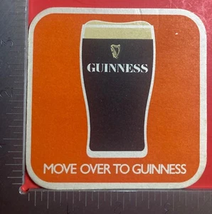 MOVE OVER TO GUINNESS Moorings Dungarvan Bar 3,5 pulgadas cuadrado montaña rusa de cerveza - Imagen 1 de 2