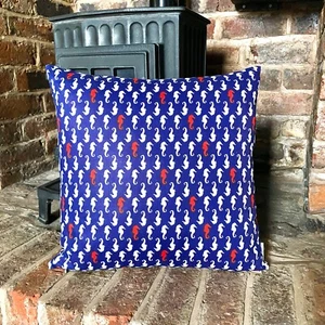 511. Handmade Seahorse on blue 100% Cotton Cushion Cover.Various sizes - Picture 1 of 1