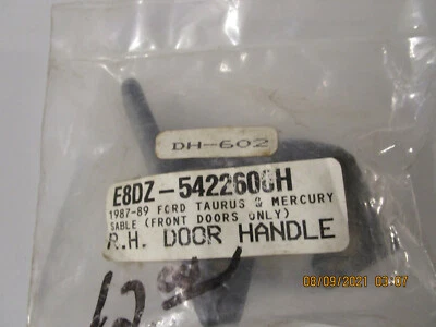 INNER DOOR HANDLE RH fits 1987 1988 FORD TAURUS E8DZ-5422600H Foto 1 de 3