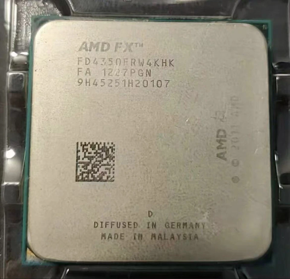 AMD FX-4350 4.2GHz quad-core CPU processor FD4350FRW4KHK - Image 1 of 1