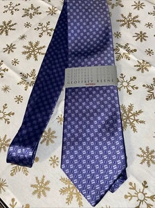 Geoffrey Beene Purple Blue Geometric 100% Silk Men’s Neck Tie Made In Italy NEW - Picture 1 of 9