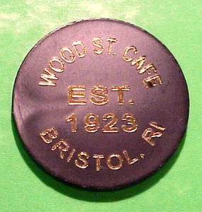 BRISTOL  RHODE ISLAND  RI  WOOD ST. CAFE  / GOOD FOR ONE BAR MIXER  TRADE TOKEN - Picture 1 of 2