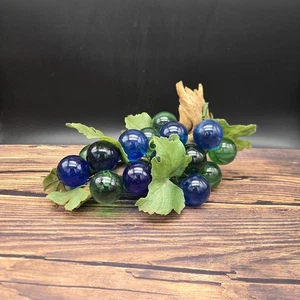 MCM Lucite grappolo d'uva blu verde driftwood vintage - Foto 1 di 9