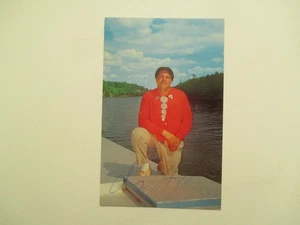 Wisconsin Dells Wisconsin Postcard Guide Chief Mighty Thunder Signed WI - Picture 1 of 2
