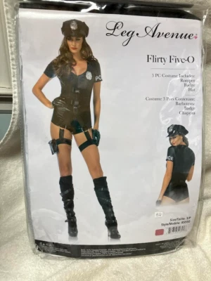 Disfraz de Halloween Flirty Five-0 Policía Leg Avenue 85555 -3 Piezas-Talla Pequeña-Nuevo Foto 1 de 4