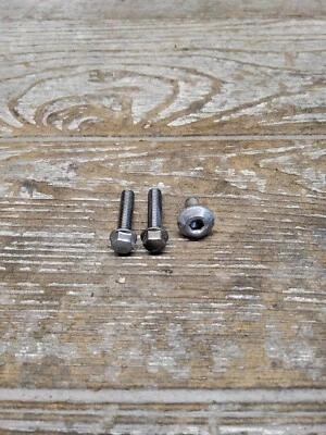 Kawasaki Ninja 400 EX400 2018 18-24 cadena de transmisión delantera piñón cubierta pernos Foto 1 de 4