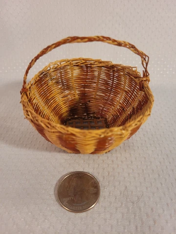 Vintage 2 Miniature Woven Needle Baskets Bowl Boho Farmhouse Rustic Dollhouse Cover