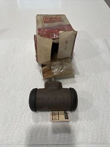 NOS Ford TCAA-2261-A 1953-54 F350 Rear Right Wheel Cylinder OEM