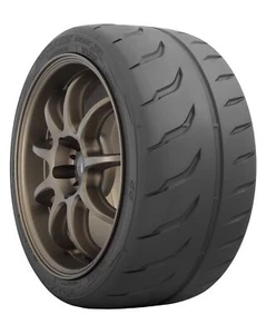 Pneumatici 205/60 r13 86V Toyo Proxes R888R Gomme estive nuove - Foto 1 di 2