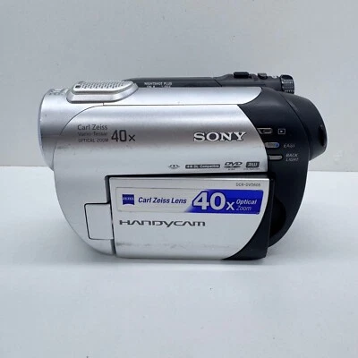 Sony Handycam DCR-DVD608 Mini DVD Camcorder Video Camera *FOR PARTS/REPAIR* - Image 1 of 4