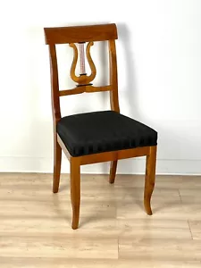Biedermeier-Kirschholzstuhl mit Lyra von Retroles - stilvolle Möbel - Bild 1 von 9