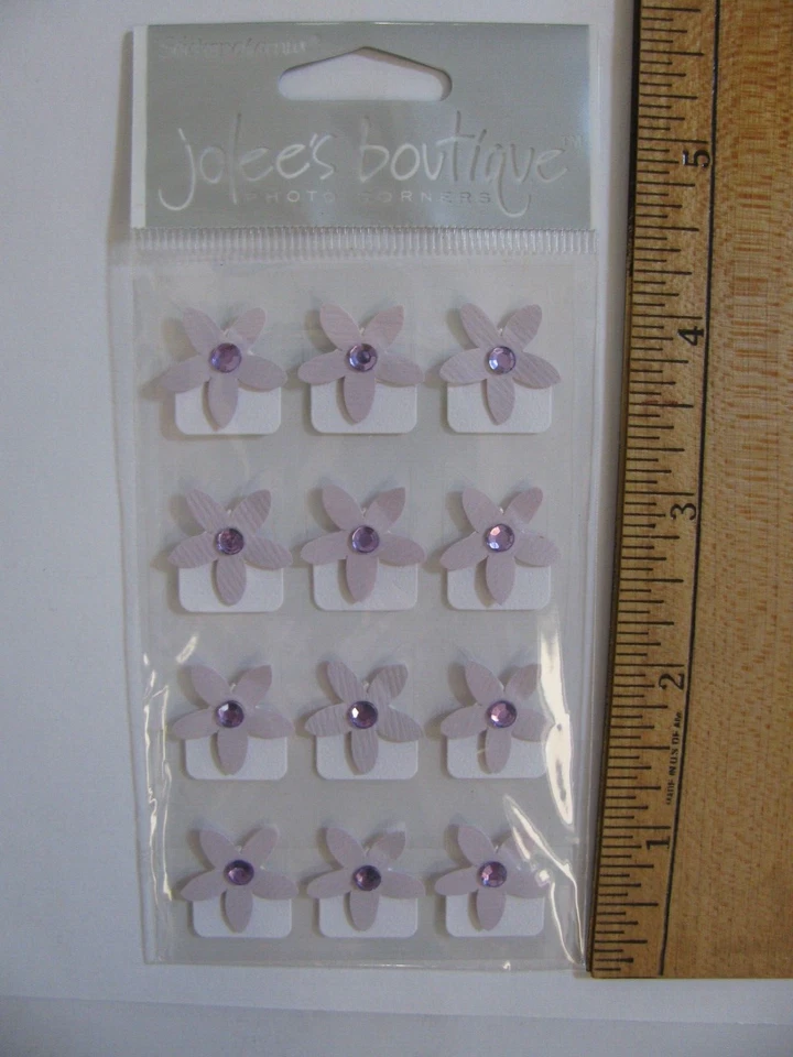 Jolee's Boutique Foto Esquinas FLORES MORADAS Estrás 12 Piezas Nuevo de Lote Antiguo Foto 1 de 1