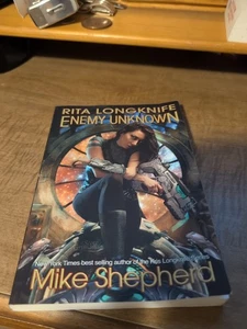 Rita Longknife: Enemy Unknown by Mike Shepherd (2017, Trade Paperback) - Imagen 1 de 3